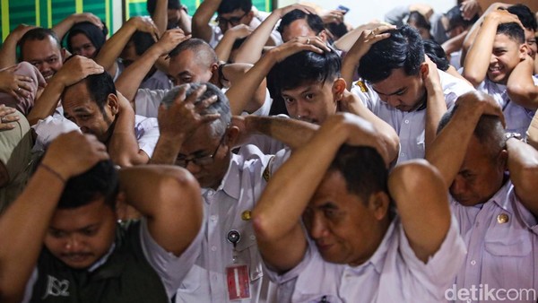 Pemprov DKI Gelar Simulasi Gempa Serentak di Sekolah dan Kantor