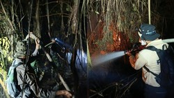 Peran Vital Akamsi dalam Upaya Pemadaman Karhutla Tanjung Puting