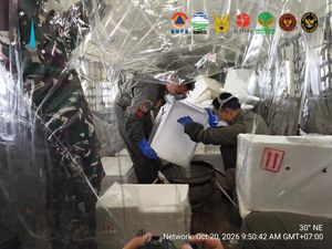 Teknologi Dry Ice Dioptimalkan Atasi Kabut Asap di Palembang