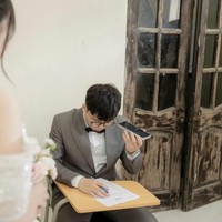 Viral Pengantin Pria Ini Harus Lulus Tes Bahasa Inggris IELTS Sebelum Menikah