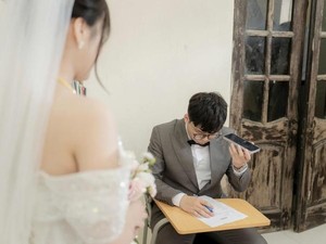 Viral Pengantin Pria Ini Harus Lulus Tes Bahasa Inggris IELTS Sebelum Menikah