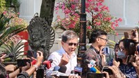 2 Tahun Pemerintahan Prabowo, Rocky Gerung Beri Nilai Finger Heart