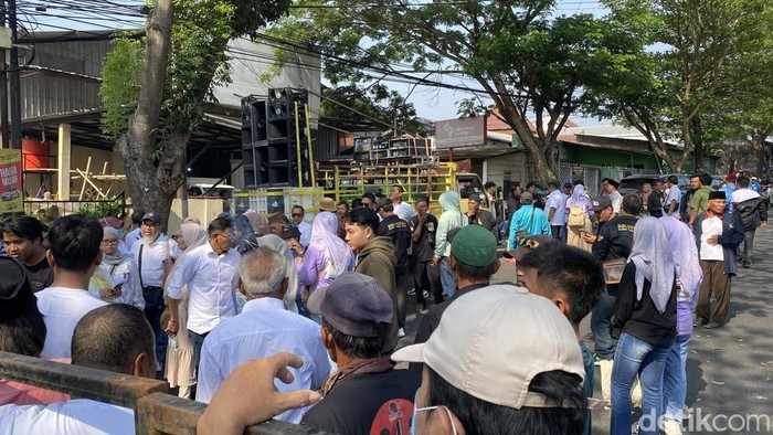 Suasana Pengadilan Tipikor Semarang menjelang agenda sidang putusan eks Bupati Pati, Sudewo, Rabu (21/10/2026) pagi.