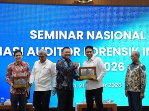 Cegah Korupsi di Era Digital, Wamendagri Perkuat Peran Auditor Forensik