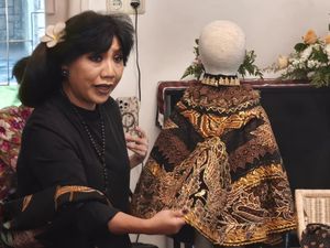 Anne Avantie Olah Perca Batik untuk Misi Budaya dan Religi ke Praha