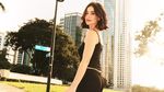 Gaya Modis Anne Curtis Catwalk di Zebra Cross