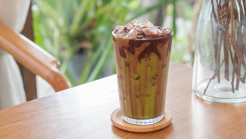 Slurpp! Avocado Coffee, Kopi Nikmat Pakai Alpukat yang Creamy