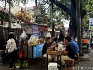 Baso Iga Mas Rodli yang Legendaris di Jalan Sulanjana Bandung