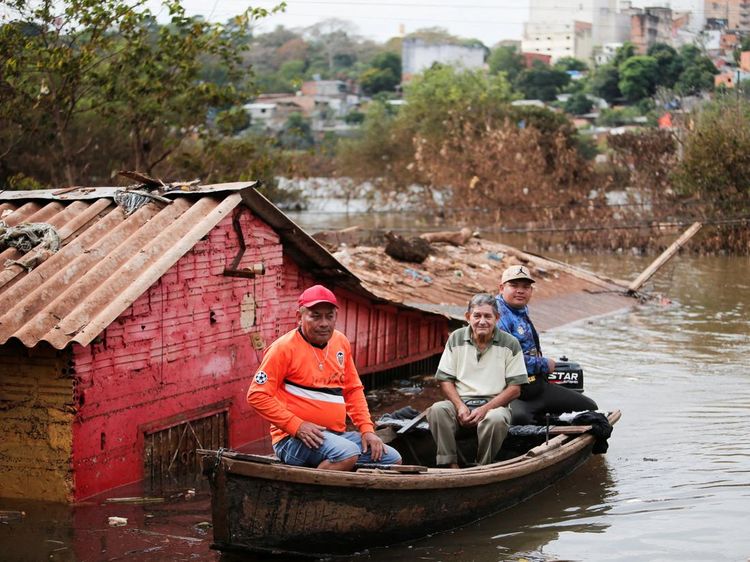 Begini Penampakan Banjir di Paraguay Usai Diguyur Hujan Deras