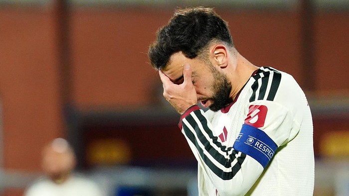 Manchester Uniteds Bruno Fernandes during the UEFA Champions League match at the Giuseppe Sinigaglia Stadium, Como. Picture date: Wednesday October 21, 2026. (Photo by Luca Rossini/PA Images via Getty Images)