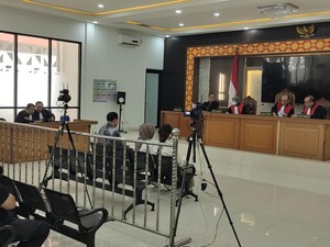 Bupati Nonaktif Muara Enim Jalani Sidang Perdana, Didakwa Terima Suap