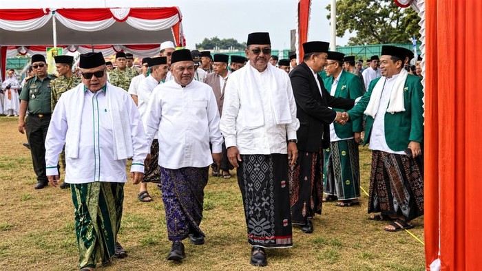 Bupati Sukabumi Asep Jafar usai memimpin Upacara Peringatan Hari Santri tingkat Kabupaten Sukabumi di Lapang Stadion Korpri Gelanggang Cisaat, Kamis (22/10/2026).