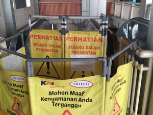 Sudah Sepekan Eskalator di Stasiun Kebayoran Mati