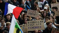 'Bismillah, C'est Les Ténèbres' Jadi Slogan Demo di Prancis, Apa Maksudnya?