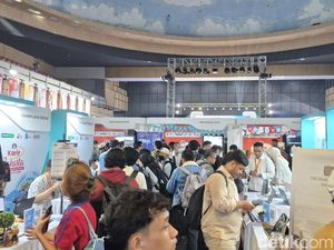Lulusan SLB Ikut Job Fair Jakarta, Ibunda Harap Anak Diberi Kesempatan