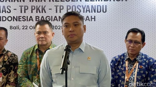 Kepala Badan Gizi Nasional (BGN) Sudaryono, setelah meneken MoU dengan Ketua Umum Posyandu, di Denpasar, Bali, Kamis (22/10/2026)