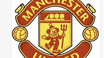 Logo baru Manchester United versi warganet. Setan Merah sudah pensiun, kini digantikan badut merah. Sakit, tapi kok lucu! Foto: X.com