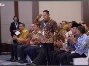 Prabowo Sapa KSP Sigit di Rakornas TPAKD: Namanya Ada Prabowo, Harus Deket Terus