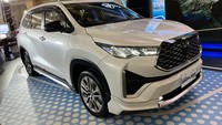 Fitur-fitur yang Datang dan Hilang di New Toyota Innova Zenix HEV