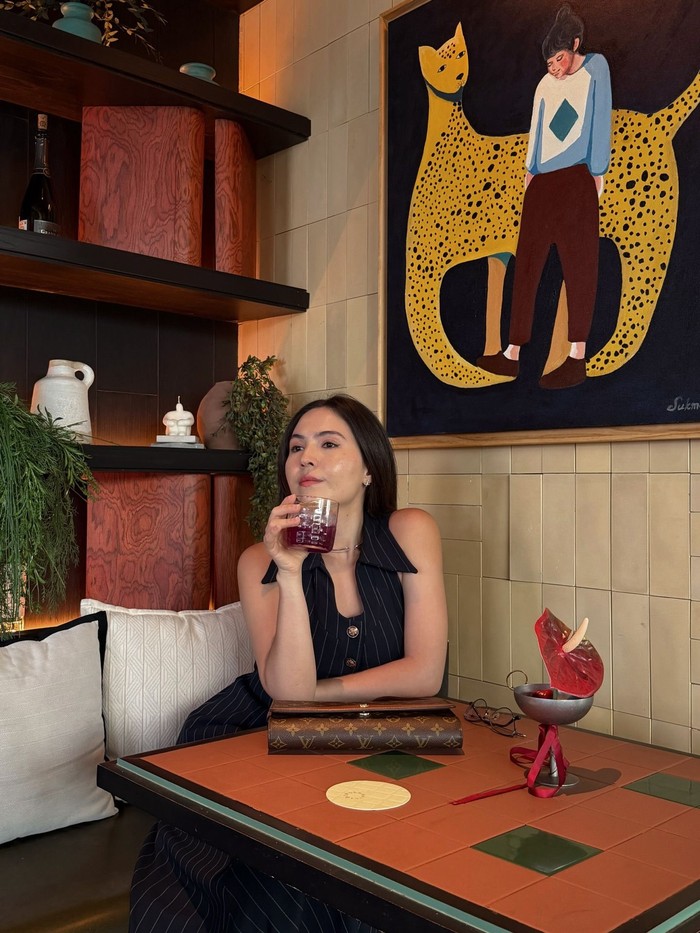 Momen kuliner Olivia Jensen