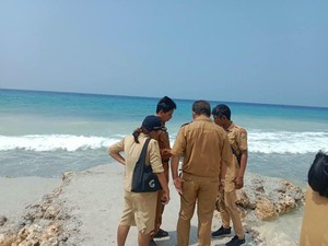 Viral Pantai di SBD Dicor Hotel Tanpa Izin untuk Bangun Dermaga Mini