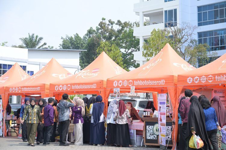 Pemkot Kendari gelar Gerakan Pangan Murah (Foto: dok. Istimewa) Pemkot Kendari gelar Gerakan Pangan Murah (Foto: dok. Istimewa)