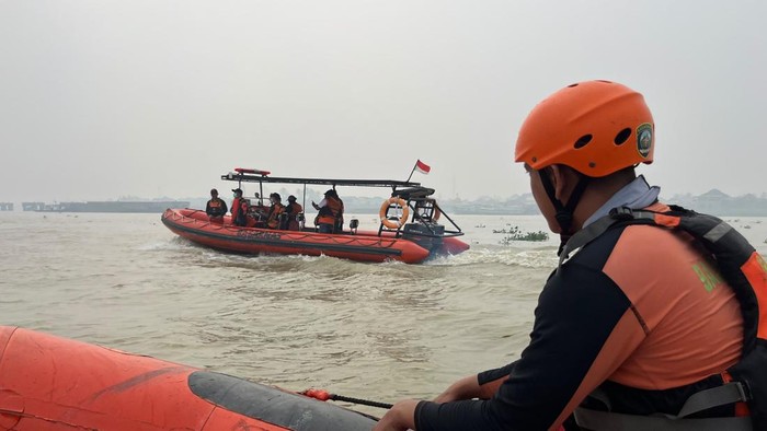 Pencarian terhadap warga Palembang yang dilaporkan tenggelam di Sungai Musi