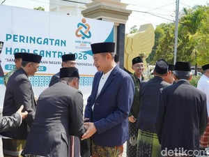 Pak Yes Perkuat Program Lamongan Nyantri