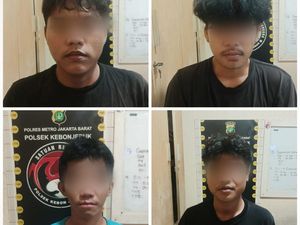 4 Pria Diringkus saat Transaksi Tembakau Sinte di Pos Satpam Jakbar