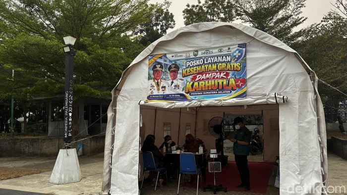 Posko kesehatan gratis dampak karhuta di Monpera Palembang