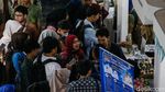 Potret Padatnya Pencari Kerja di Tengah Badai PHK