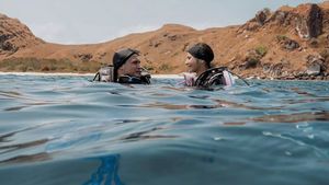 8 Potret Prilly Latuconsina Ultah ke-30, Diving-Dinner Romantis Bareng Pacar