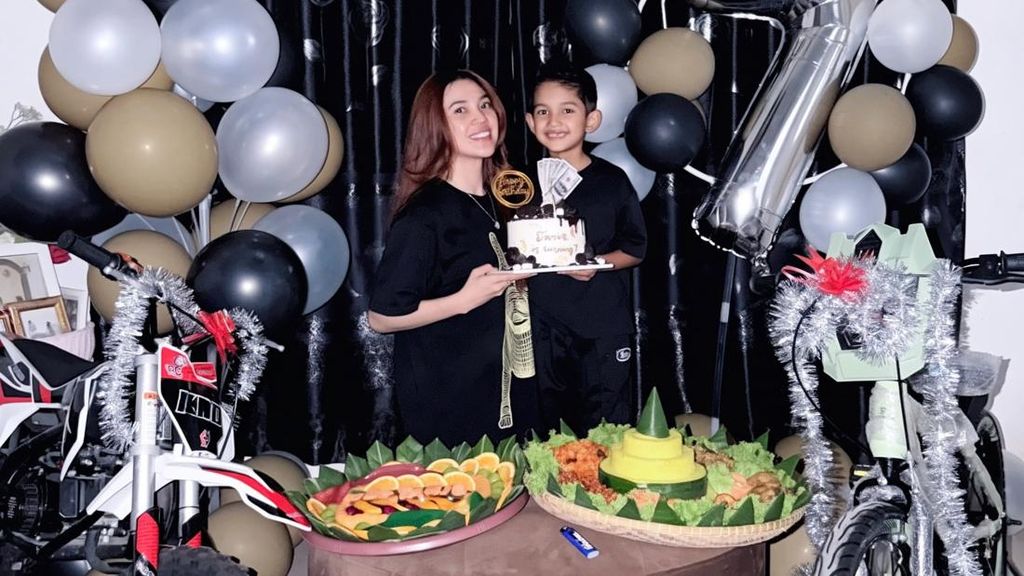 Raya Kitty Hadiahkan Anak Motor-Sepeda di Ultah Ke-7