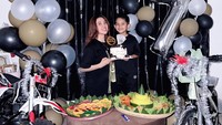Raya Kitty Hadiahkan Anak Motor-Sepeda di Ultah Ke-7