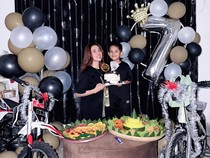 Raya Kitty Hadiahkan Anak Motor-Sepeda di Ultah Ke-7