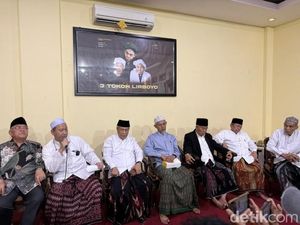Curhat Kuasa Hukum Eks Menag Yaqut Saat Sowan Kiai Sepuh di Lirboyo