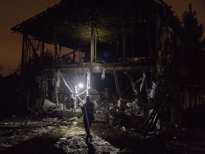 Serangan Udara Hantam Kyiv, Rumah Hancur dan Enam Orang Terluka