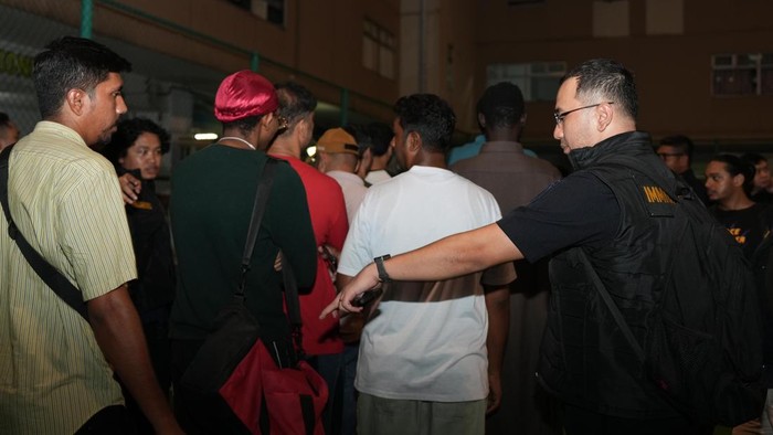 Suasana Apartemen Kalibata City saat Ditjen Imigrasi razia WNA