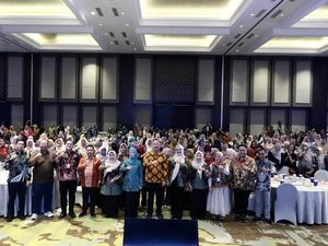 Wabup Gresik Ajak Masyarakat Optimalkan Pemanfaatan Buku KIA