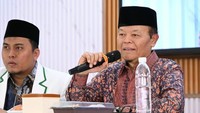 HNW Minta RUU Sisdiknas Tetap Posisikan UU Pesantren sebagai Lex Specialis