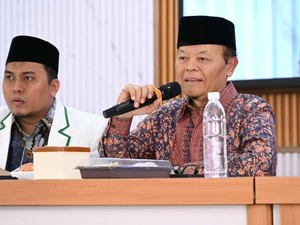 HNW Minta RUU Sisdiknas Tetap Posisikan UU Pesantren sebagai Lex Specialis