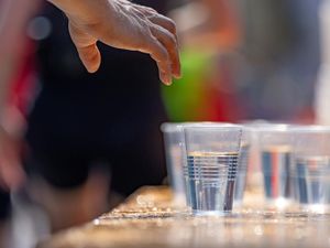 Biar Nggak Tumbang saat Marathon, Dokter Sarankan Jaga Asupan Mineral dan Cairan Tubuh