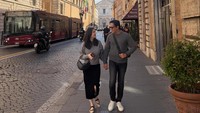 Kebersamaan mereka saat menghabiskan waktu bersama usai menikah.  Foto: dok instagram Andre Taulany
