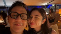 Recap Bulan Madu Andre Taulany dengan Amanda Rigby, Lova yang Temani