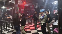 Senggigi Digegerkan Penggerebekan Kafe, 21 Orang Ditangkap