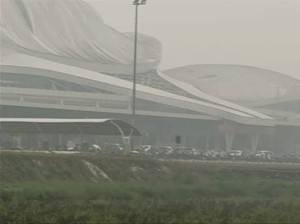 18 Jadwal Penerbangan di Bandara Tjilik Riwut Batal karena Asap Pekat