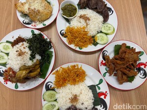 Baru di Tebet, Kafe Homey yang Punya Ayam Goreng Basah Viral