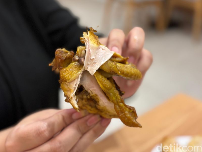 Cafe Serasi Baru di Tebet, Kafe Homey yang Masakan Rumahan Modern