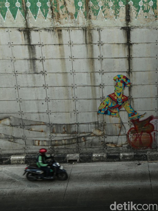 Duh, Plat Ornamen di Underpass Bulak Kapal Bekasi Hilang