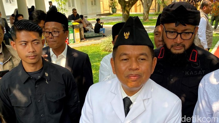 Gubernur Jabar Dedi Mulyadi